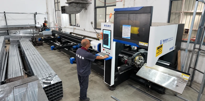 Dreamland manufacturing
