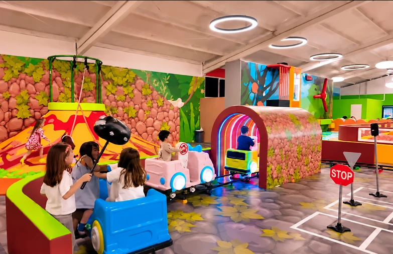Dreamland Playground Colina