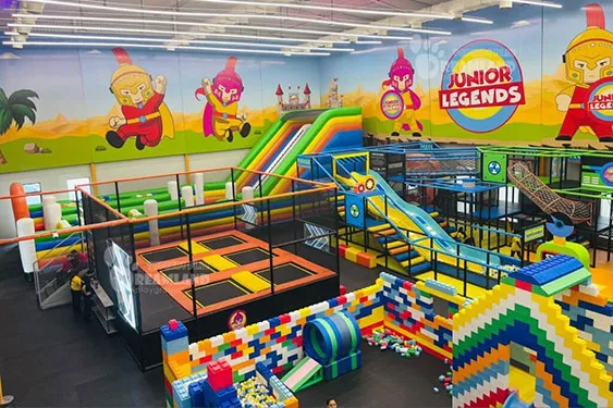 Themed Indoor Comprehensive Children's Play Center