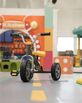 Indoor playground manufacturer
