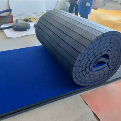 Roll gymnastics carpet boned foam for ninja park DL071801