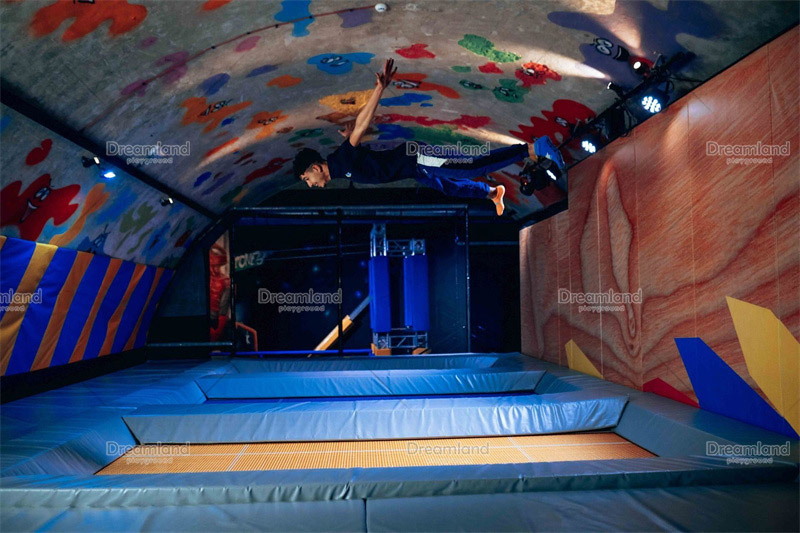 trampoline park sky zone